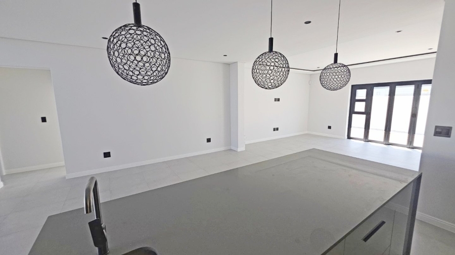 4 Bedroom Property for Sale in Sandown Western Cape